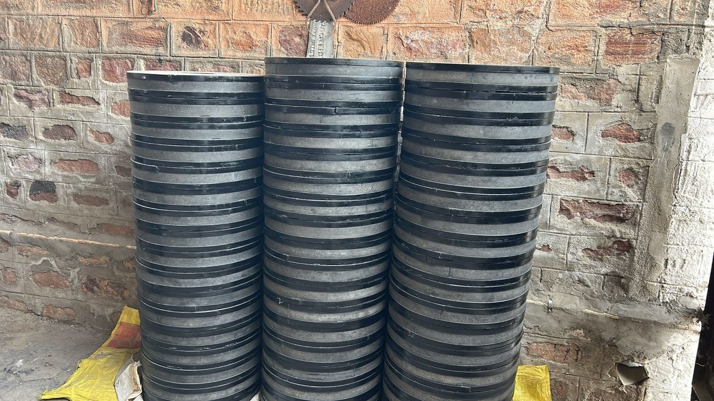 Flange discs in production