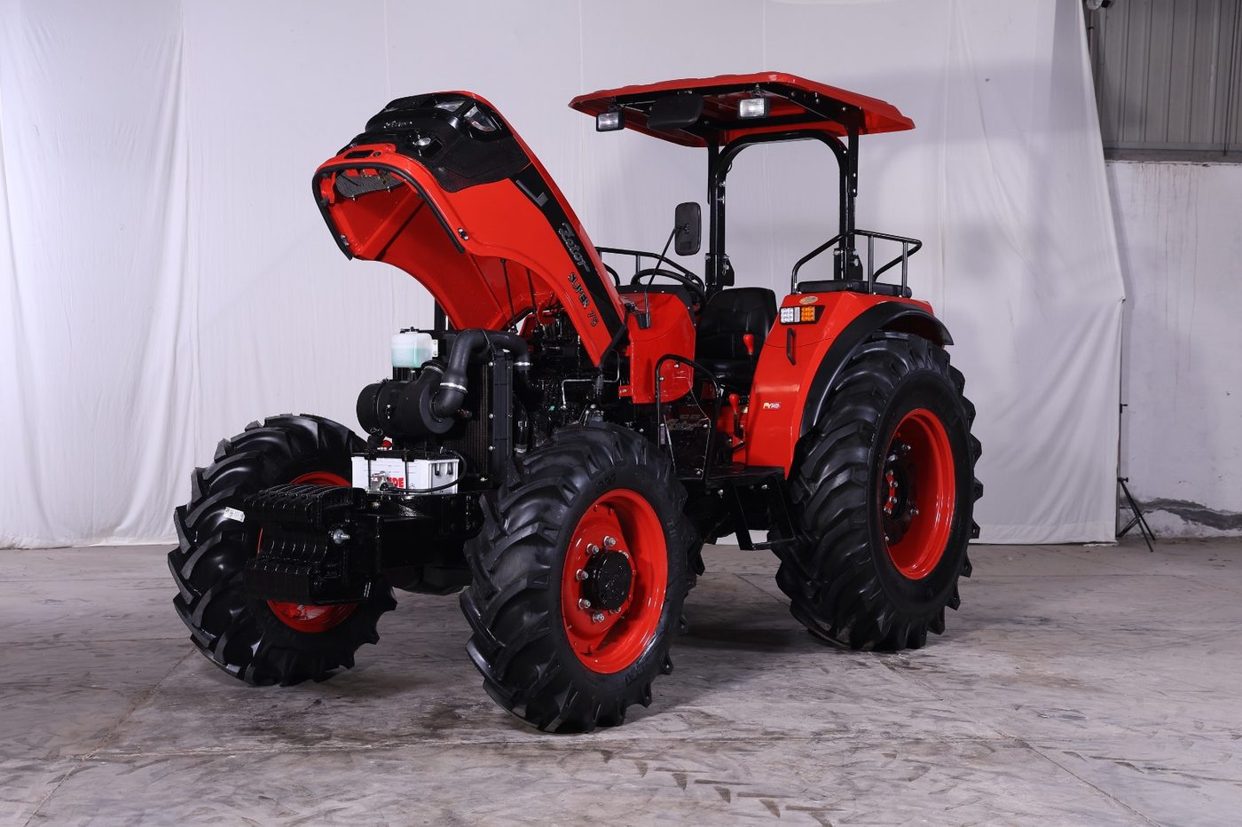 75 HP class 4WD farm tractor
